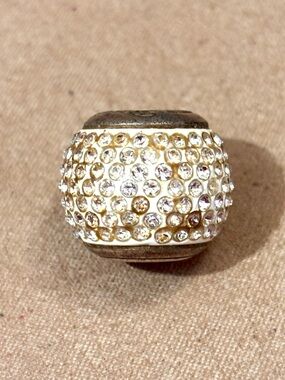 Brighton Cupid’s Kiss Super bead Big! Seven rows of pale gold crystals Retired